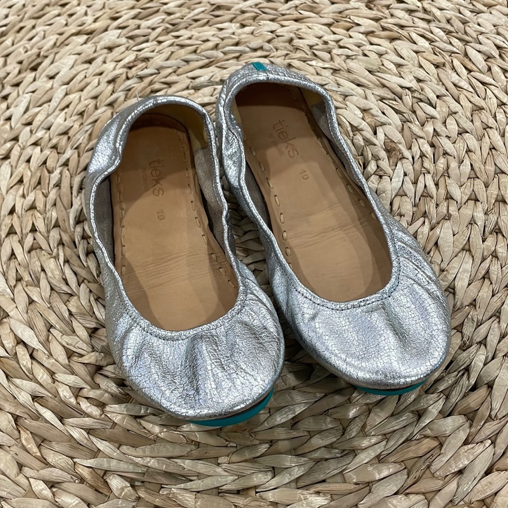 Tieks Silver Screen size 10
